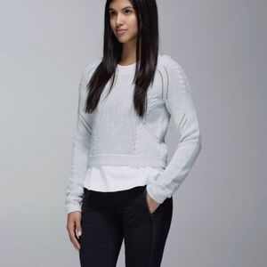 Lululemon🍋Be Present Pullover❤️